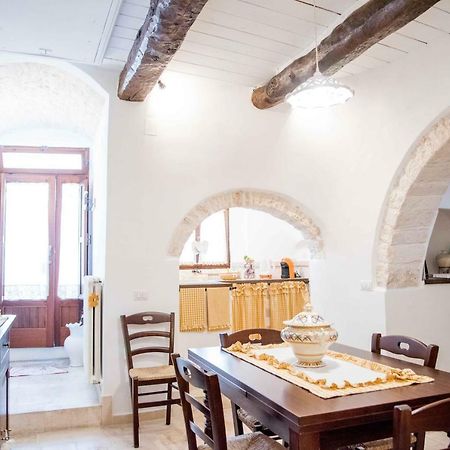 Trullo "Vicolo Fiorito" Villa Alberobello Kültér fotó