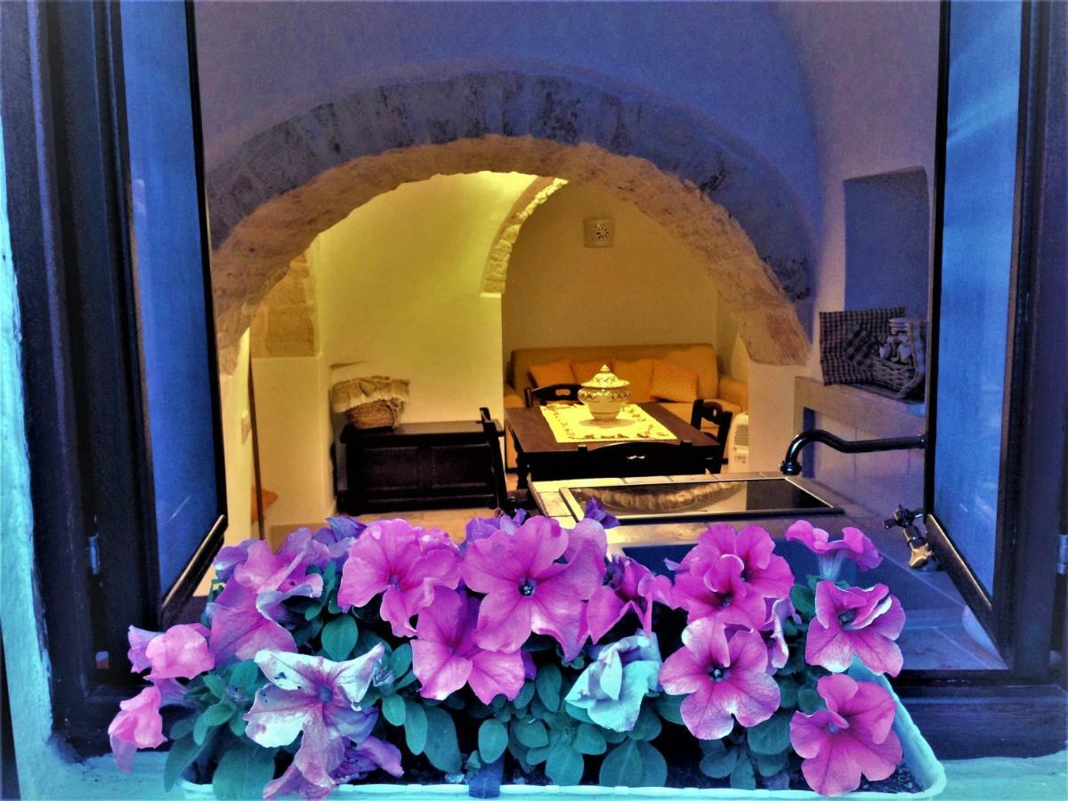Trullo "Vicolo Fiorito" Villa Alberobello Kültér fotó